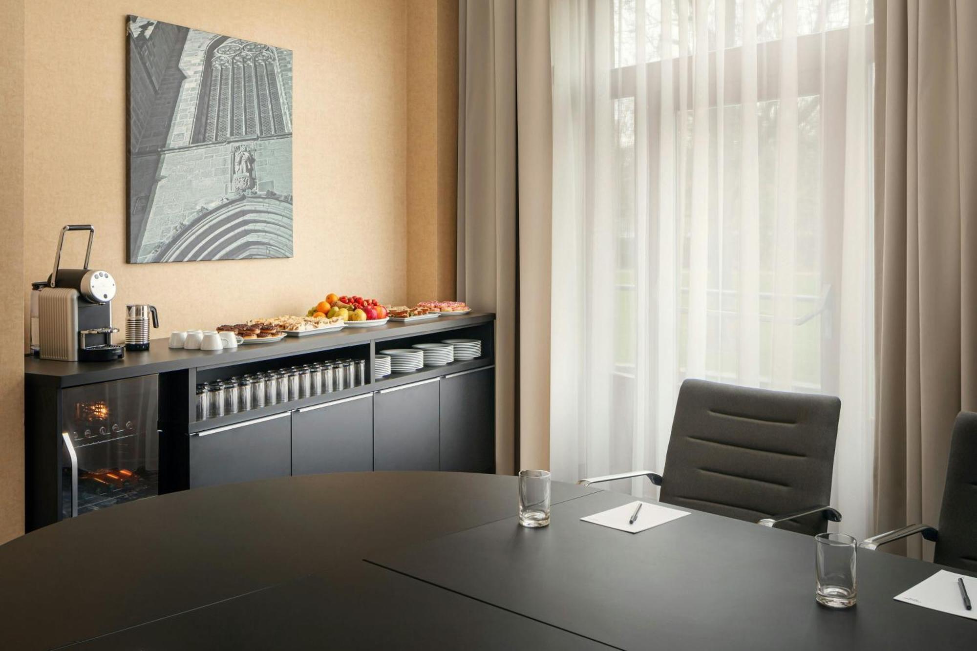 Courtyard By Marriott Pilsen Hotel Eksteriør billede