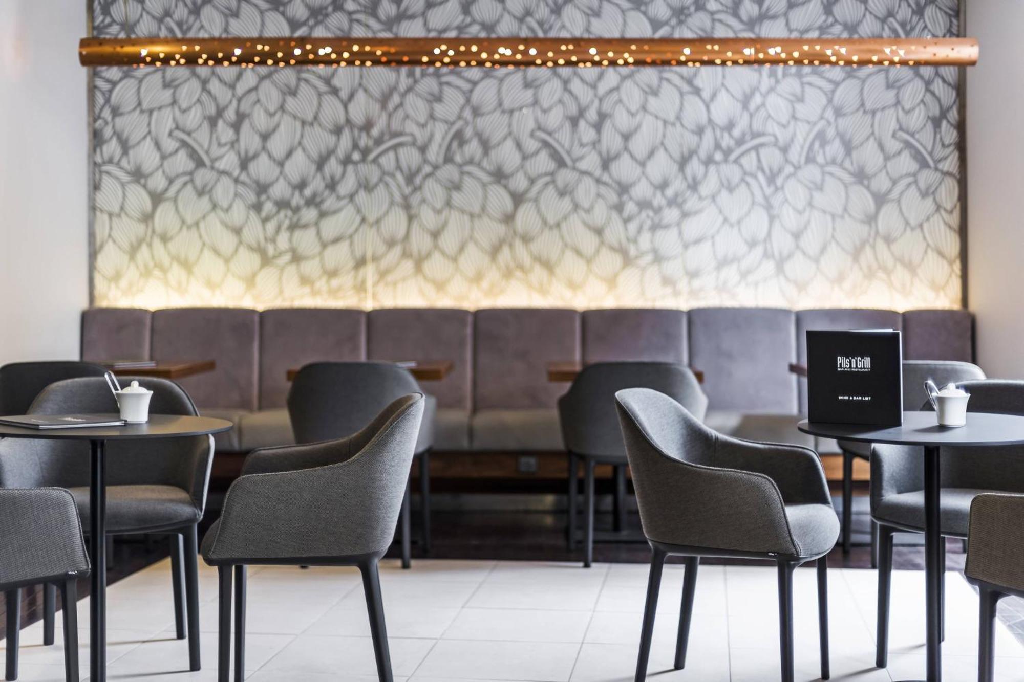 Courtyard By Marriott Pilsen Hotel Eksteriør billede