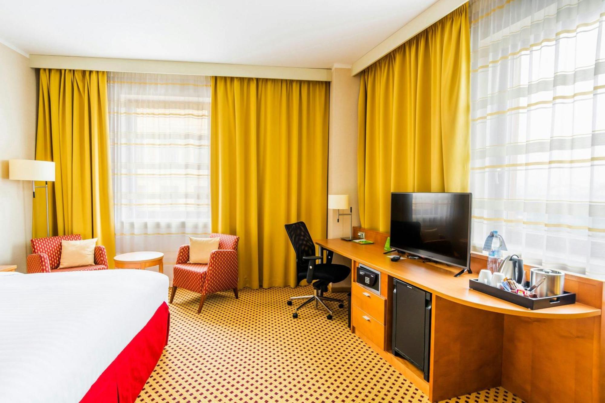 Courtyard By Marriott Pilsen Hotel Eksteriør billede