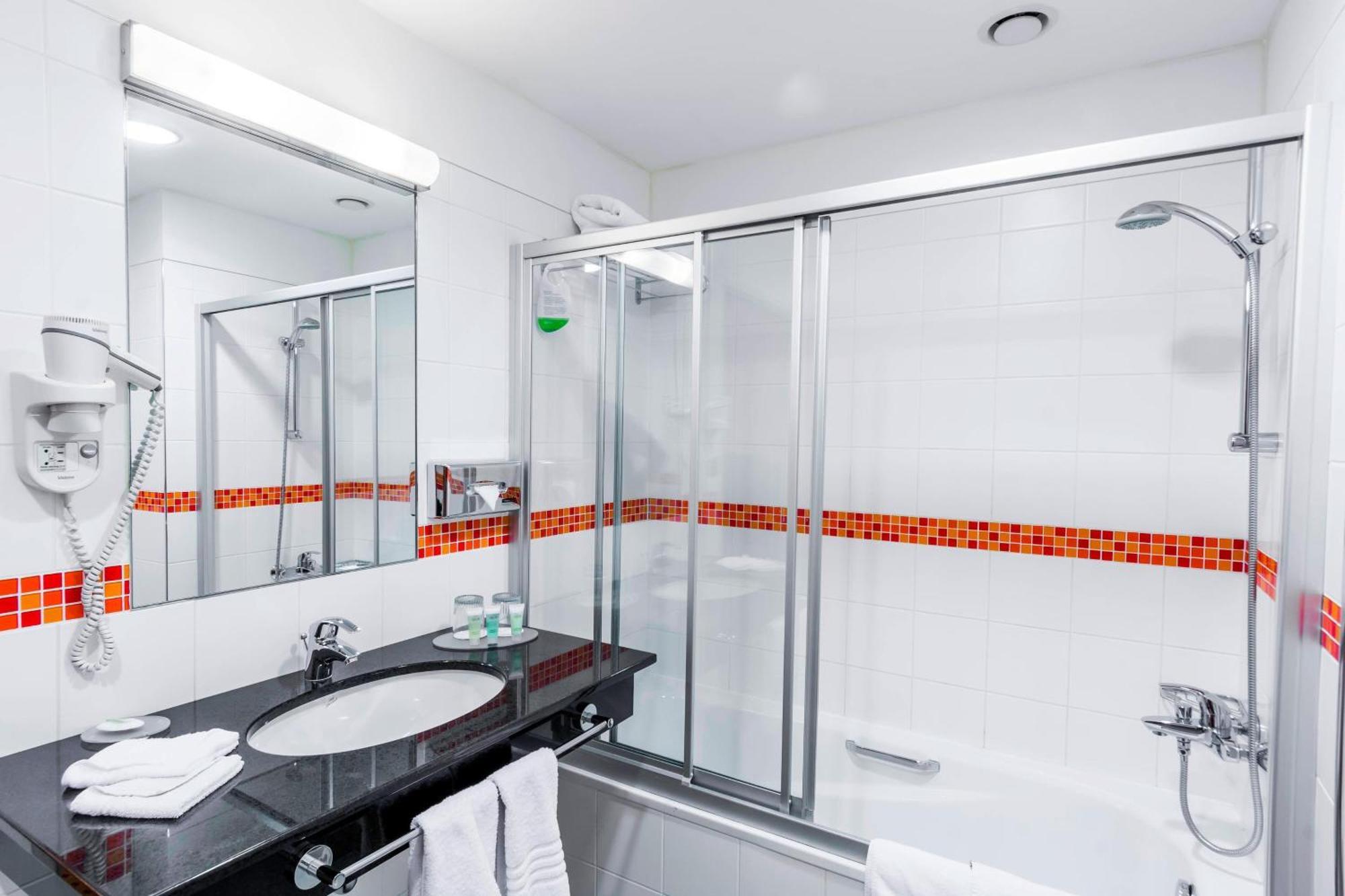 Courtyard By Marriott Pilsen Hotel Eksteriør billede